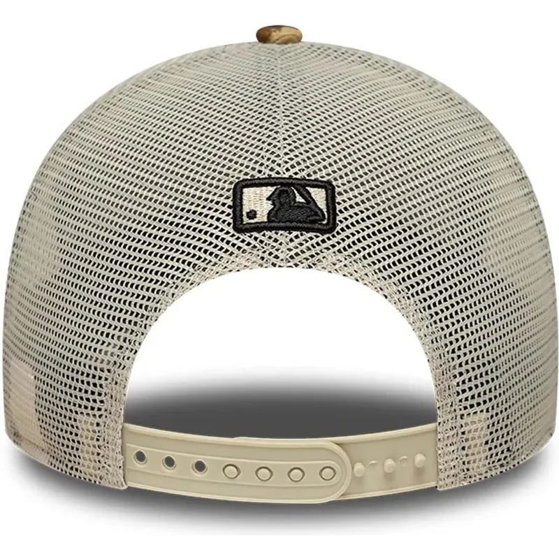 petten-gebogen-luipaard-snapback-9forty-m-crown-a-frame-leopard-van-new-york-yankees-mlb-van-new-era petten-gebogen-luipaard-snapback-9forty-m-crown-a-frame-leopard-van-new-york-yankees-mlb-van-new-era