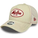petten-gebogen-beige-snapback-9forty-m-crown-a-frame-van-new-era