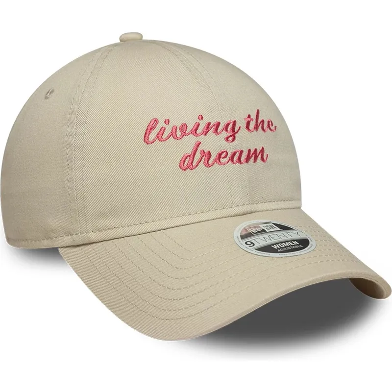 petten-gebogen-beige-verstelbaar-9twenty-living-the-dream-slogan-van-new-era