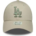 petten-gebogen-beige-verstelbaar-9forty-league-essential-van-los-angeles-dodgers-mlb-van-new-era