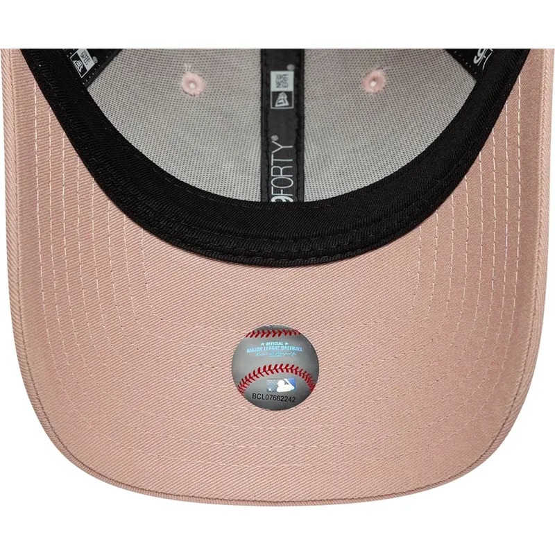 petten-gebogen-roze-verstelbaar-9forty-league-essential-van-new-york-yankees-mlb-van-new-era
