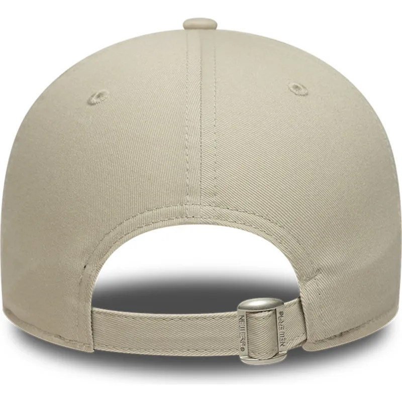 petten-gebogen-beige-verstelbaar-9forty-team-outline-van-los-angeles-lakers-nba-van-new-era petten-gebogen-beige-verstelbaar-9forty-team-outline-van-los-angeles-lakers-nba-van-new-era
