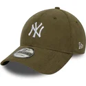 petten-gebogen-groen-verstelbaar-9forty-soft-cord-van-new-york-yankees-mlb-van-new-era