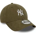 petten-gebogen-groen-verstelbaar-9forty-soft-cord-van-new-york-yankees-mlb-van-new-era