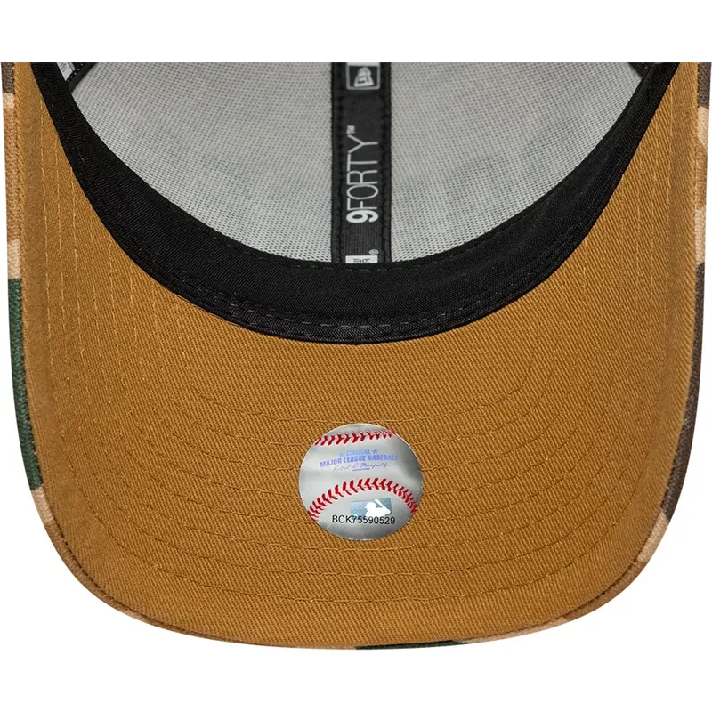 petten-gebogen-camouflage-snapback-9forty-m-crown-wordmark-van-san-diego-padres-mlb-van-new-era