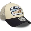 petten-gebogen-beige-snapback-9forty-m-crown-a-frame-van-new-era