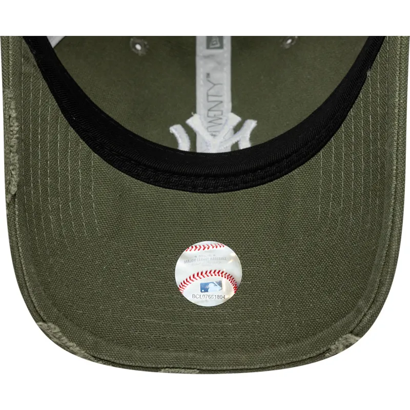petten-gebogen-groen-verstelbaar-9twenty-cotton-canv-van-new-york-yankees-mlb-van-new-era