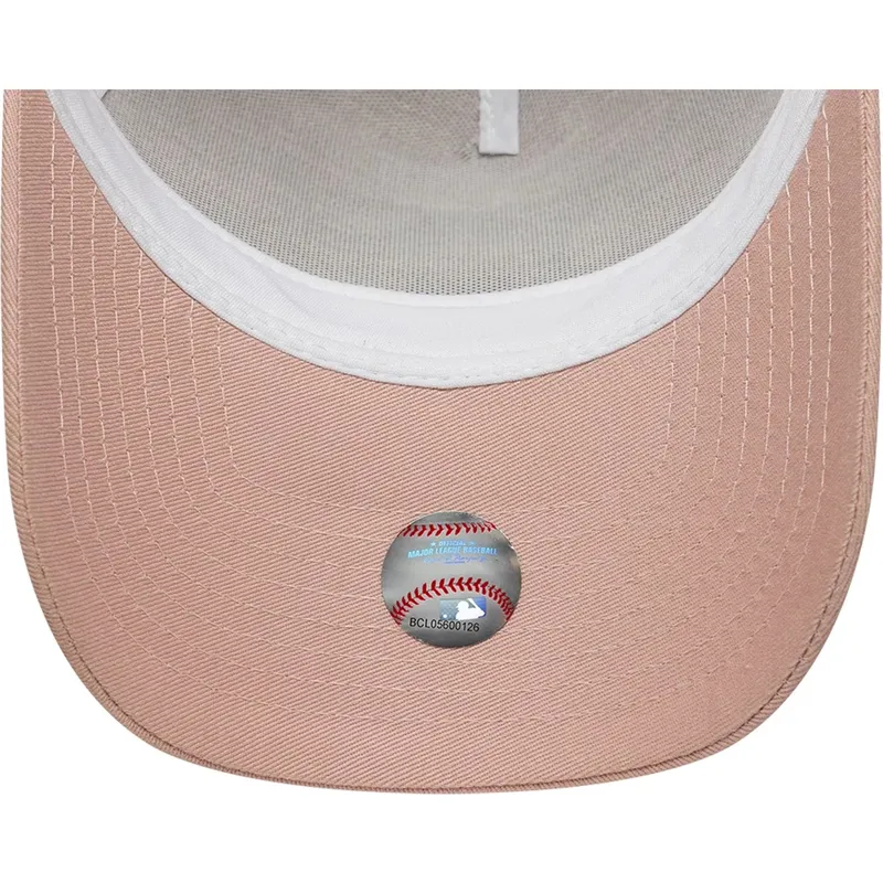 petten-gebogen-roze-snapback-a-frame-outline-van-new-york-yankees-mlb-van-new-era petten-gebogen-roze-snapback-a-frame-outline-van-new-york-yankees-mlb-van-new-era