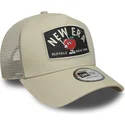 petten-gebogen-beige-snapback-a-frame-summer-patch-van-new-era
