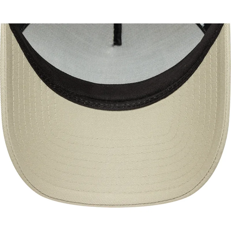 petten-gebogen-beige-snapback-a-frame-summer-patch-van-new-era