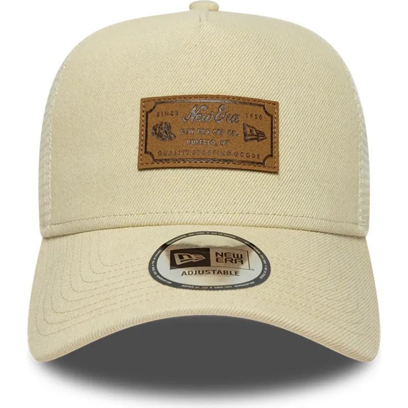 petten-gebogen-beige-snapback-a-frame-denim-leather-patch-van-new-era