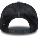 petten-gebogen-blauw-snapback-a-frame-denim-leather-patch-van-new-era