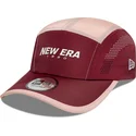 petten-gebogen-hond-rood-verstelbaar-runner-colour-block-van-new-era