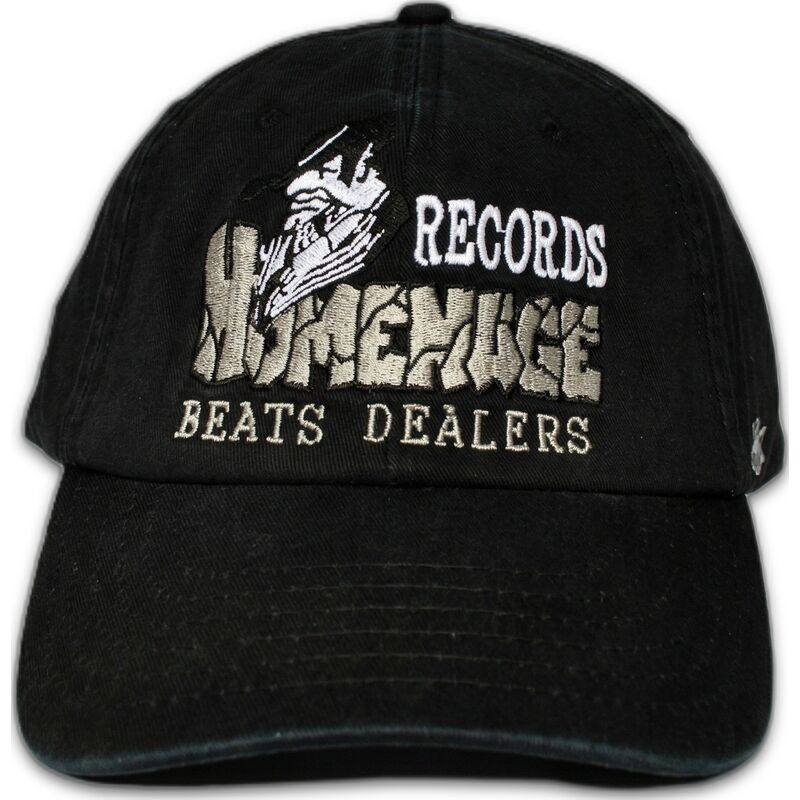 petten-gebogen-zwart-verstelbaar-records-music-shapes-identity-the-90s-van-homenage