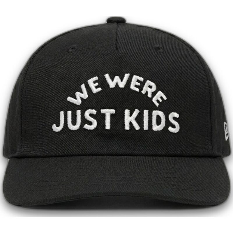 petten-gebogen-zwart-snapback-just-kids-the-retro-van-homenage