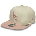 petten-plat-beige-snapback-rosa-9fifty-original-fit-world-series-patch-van-los-angeles-dodgers-mlb-van-new-era