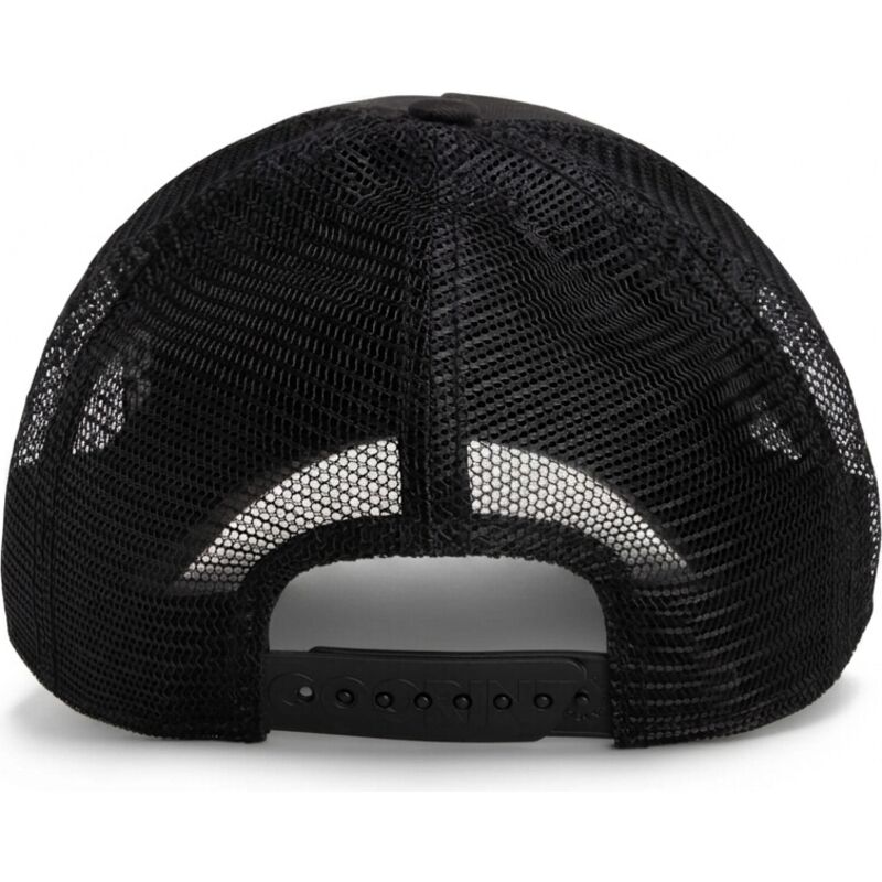 petten-gebogen-zwart-snapback-wings-free-the-farm-van-goorin-bros