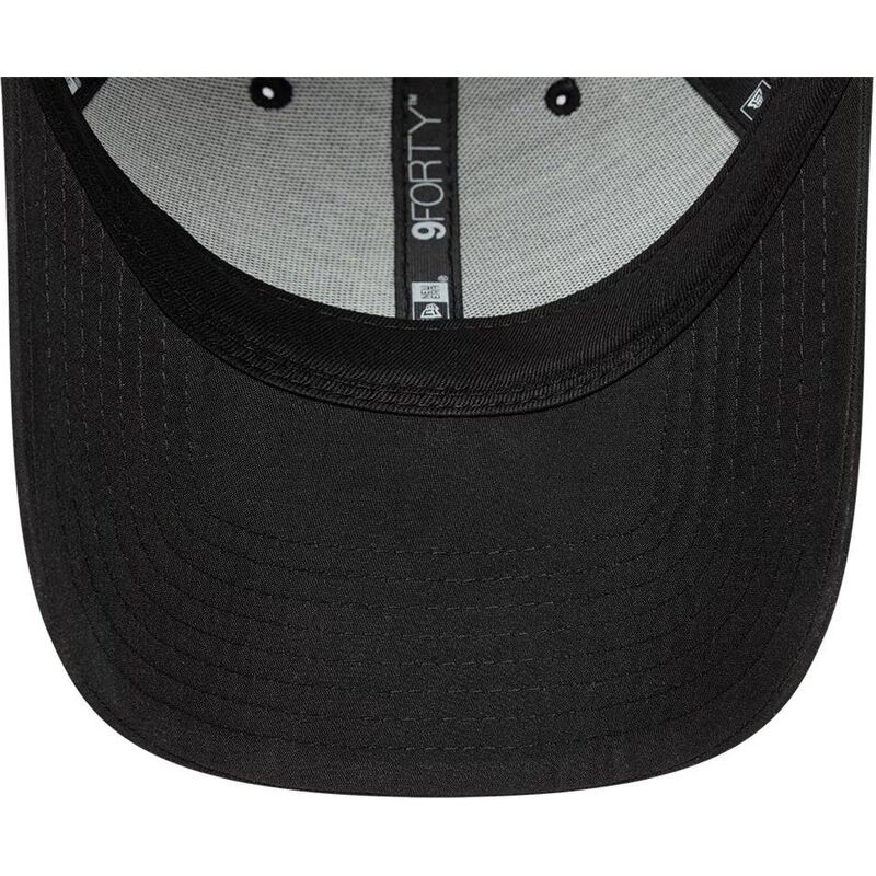 petten-gebogen-zwart-verstelbaar-9forty-tonal-flawless-van-new-york-yankees-mlb-van-new-era petten-gebogen-zwart-verstelbaar-9forty-tonal-flawless-van-new-york-yankees-mlb-van-new-era