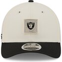 petten-gebogen-beige-snapback-9forty-m-crown-training-pack-2026-van-las-vegas-raiders-nfl-van-new-era