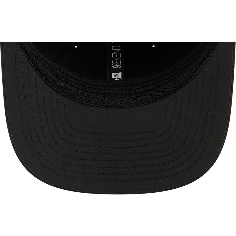 petten-gebogen-zwart-snapback-9seventy-stretch-snap-training-pack-2026-van-las-vegas-raiders-nfl-van-new-era