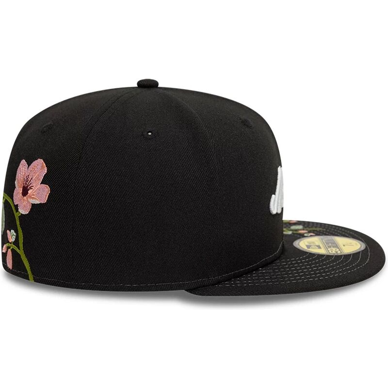 petten-plat-zwart-fitted-59fifty-floral-emb-van-new-era