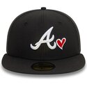 petten-plat-zwart-fitted-59fifty-heart-icon-van-atlanta-braves-mlb-van-new-era