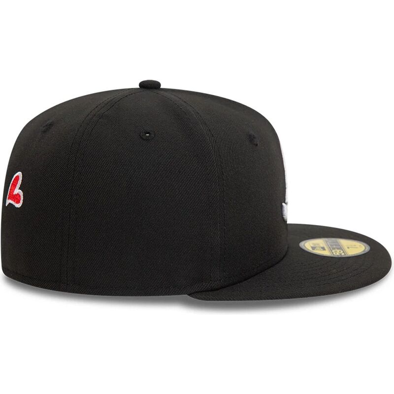 petten-plat-zwart-fitted-59fifty-heart-icon-van-atlanta-braves-mlb-van-new-era