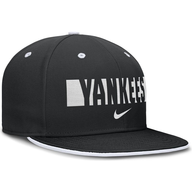 petten-plat-zwart-fitted-primetime-dri-fit-true-structured-round-bill-van-new-york-yankees-mlb-van-nike