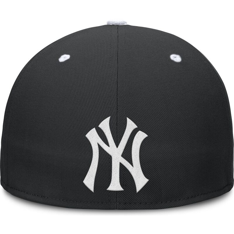 petten-plat-zwart-fitted-primetime-dri-fit-true-structured-round-bill-van-new-york-yankees-mlb-van-nike