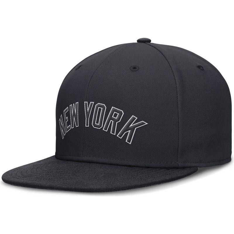 petten-plat-marineblauw-fitted-dri-fit-true-structured-round-bill-van-new-york-yankees-mlb-van-nike