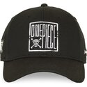 petten-gebogen-zwart-snapback-op7-embb-one-piece-van-capslab
