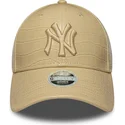petten-gebogen-beige-verstelbaar-9forty-pu-pattern-van-new-york-yankees-mlb-van-new-era