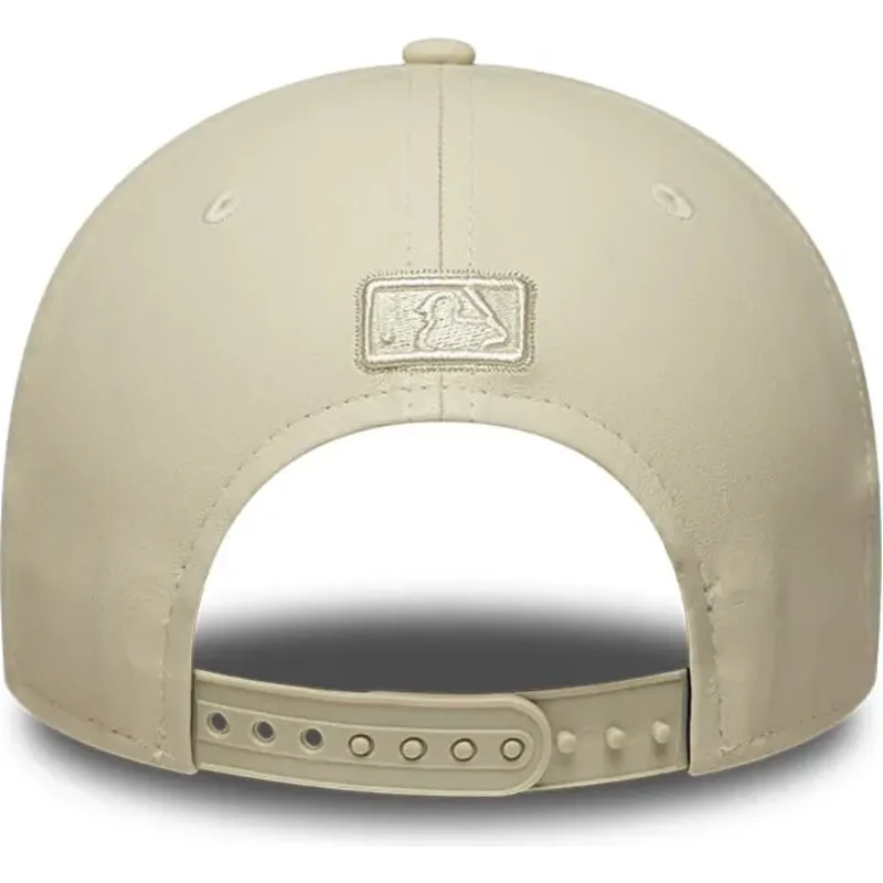 petten-gebogen-beige-snapback-9forty-m-crown-pu-diamante-van-los-angeles-dodgers-mlb-van-new-era petten-gebogen-beige-snapback-9forty-m-crown-pu-diamante-van-los-angeles-dodgers-mlb-van-new-era