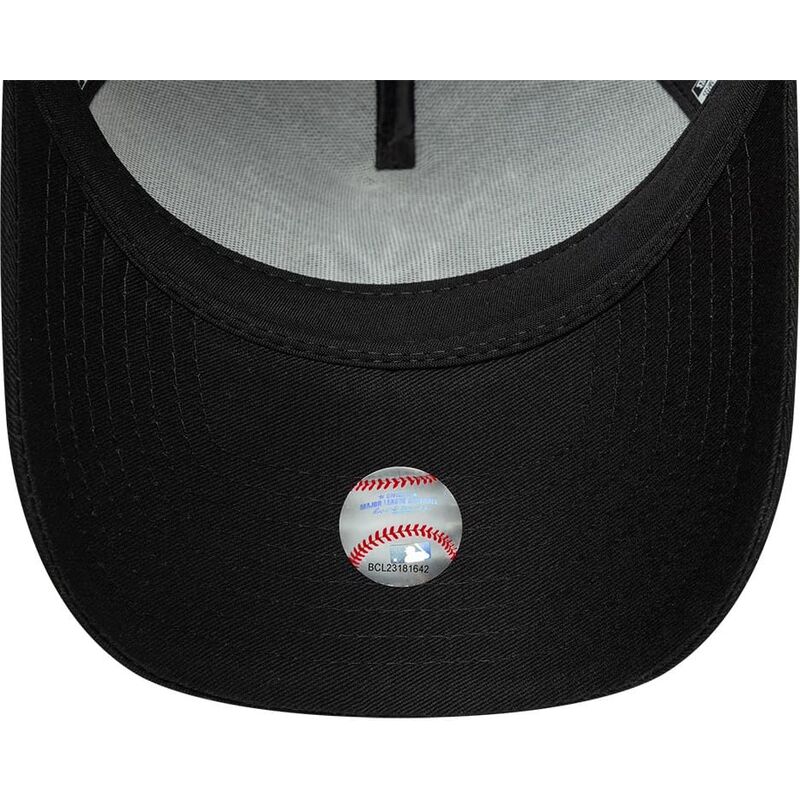 petten-gebogen-zwart-snapback-a-frame-wordmark-van-new-york-yankees-mlb-van-new-era