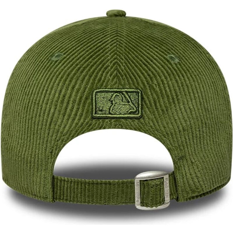petten-gebogen-groen-verstelbaar-9forty-m-crown-cord-van-new-york-yankees-mlb-van-new-era petten-gebogen-groen-verstelbaar-9forty-m-crown-cord-van-new-york-yankees-mlb-van-new-era