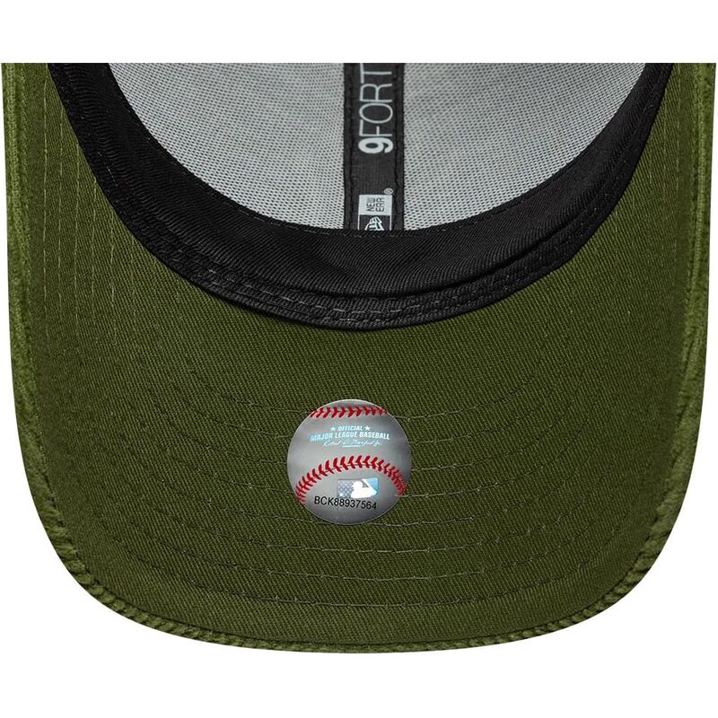 petten-gebogen-groen-verstelbaar-9forty-m-crown-cord-van-new-york-yankees-mlb-van-new-era petten-gebogen-groen-verstelbaar-9forty-m-crown-cord-van-new-york-yankees-mlb-van-new-era