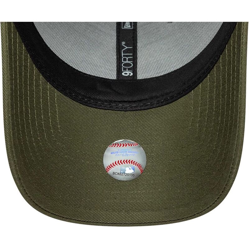 petten-gebogen-groen-verstelbaar-9forty-outline-camo-van-new-york-yankees-mlb-van-new-era petten-gebogen-groen-verstelbaar-9forty-outline-camo-van-new-york-yankees-mlb-van-new-era