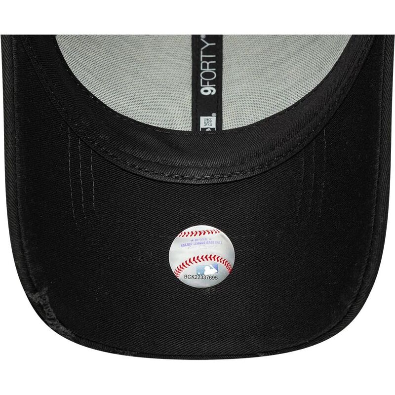 petten-gebogen-zwart-verstelbaar-9forty-stitched-van-new-york-yankees-mlb-van-new-era petten-gebogen-zwart-verstelbaar-9forty-stitched-van-new-york-yankees-mlb-van-new-era