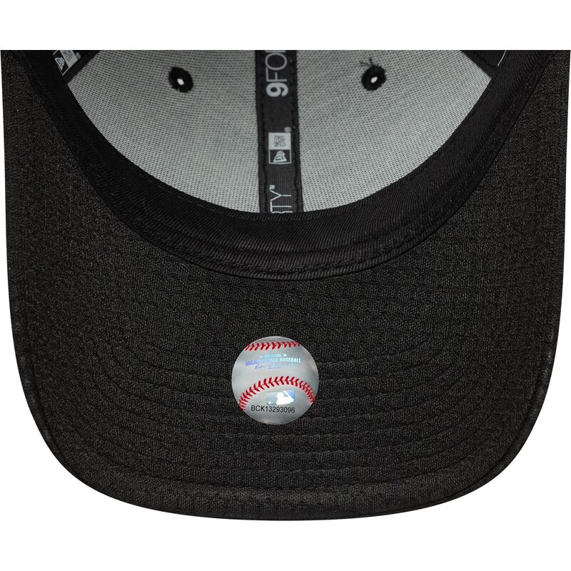 petten-gebogen-zwart-verstelbaar-9forty-flawless-mesh-van-detroit-tigers-mlb-van-new-era