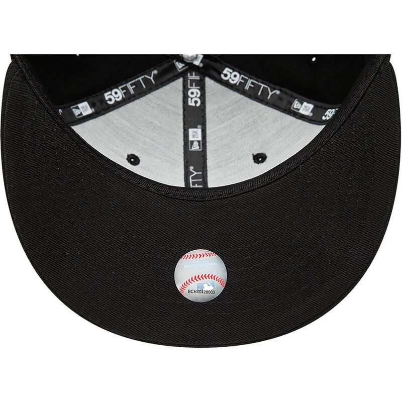 petten-plat-zwart-fitted-59fifty-van-chicago-white-sox-mlb-van-new-era petten-plat-zwart-fitted-59fifty-van-chicago-white-sox-mlb-van-new-era