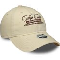 petten-gebogen-beige-verstelbaar-9twenty-coffee-club-van-new-era