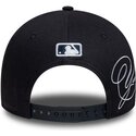 petten-gebogen-marineblauw-snapback-9forty-m-crown-side-script-van-new-york-yankees-mlb-van-new-era