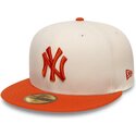 petten-plat-beige-fitted-59fifty-league-essential-van-new-york-yankees-mlb-van-new-era