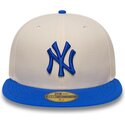 petten-plat-beige-fitted-59fifty-league-essential-van-new-york-yankees-mlb-van-new-era