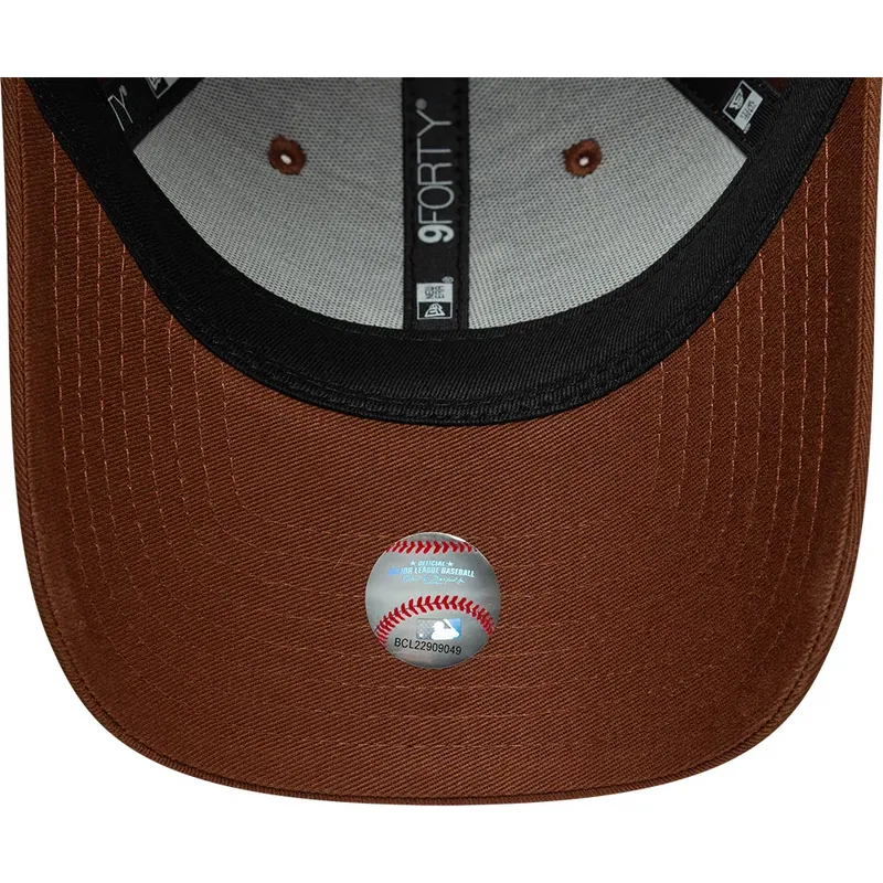petten-gebogen-bruin-verstelbaar-9forty-league-essential-midi-van-los-angeles-dodgers-mlb-van-new-era petten-gebogen-bruin-verstelbaar-9forty-league-essential-midi-van-los-angeles-dodgers-mlb-van-new-era