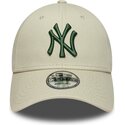 petten-gebogen-beige-verstelbaar-9forty-league-essential-van-new-york-yankees-mlb-van-new-era