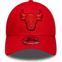 petten-gebogen-rood-verstelbaar-9forty-outline-van-chicago-bulls-nba-van-new-era