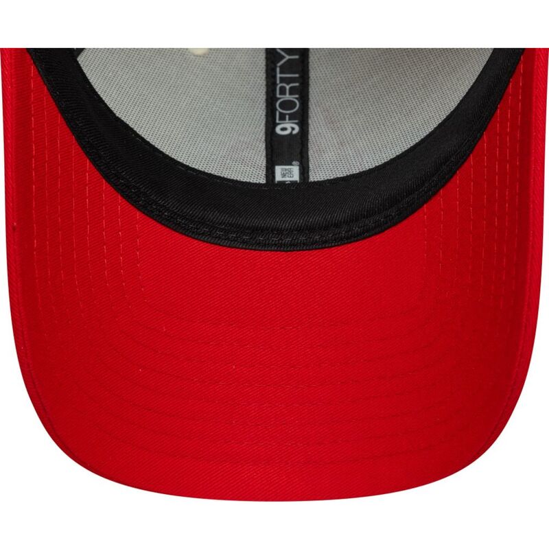 petten-gebogen-rood-verstelbaar-9forty-contrast-visor-vespa-piaggio-van-new-era petten-gebogen-rood-verstelbaar-9forty-contrast-visor-vespa-piaggio-van-new-era
