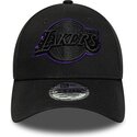 petten-gebogen-zwart-verstelbaar-9forty-outline-van-los-angeles-lakers-nba-van-new-era
