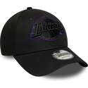 petten-gebogen-zwart-verstelbaar-9forty-outline-van-los-angeles-lakers-nba-van-new-era